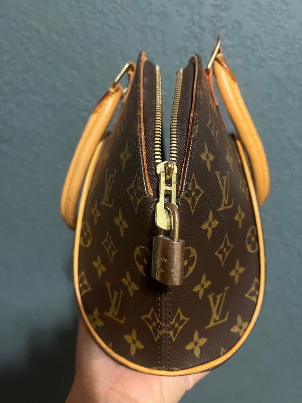 Louis Vuitton Monogram Ellipse  Satchel /shoulder bag in Brown and Tan canvas - Picture 3 of 9